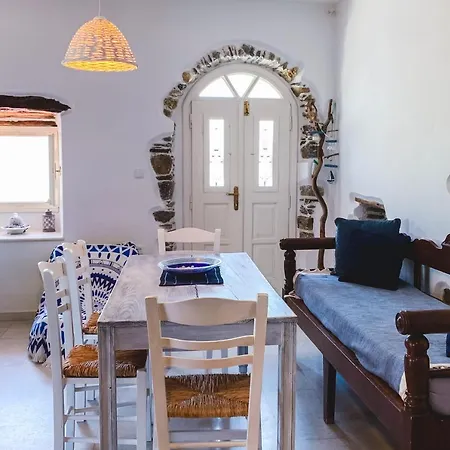펜션 Blue & White: An Absolute Aegean Dream House 갈리니