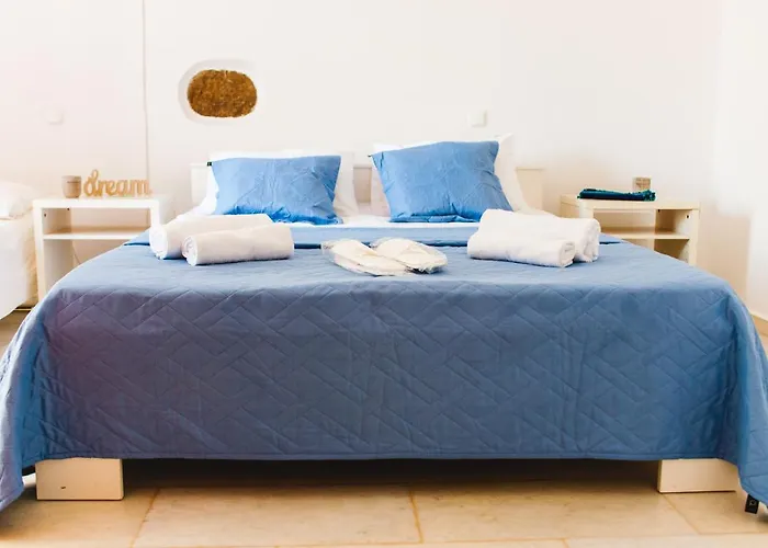 Blue & White: An Absolute Aegean Dream House Holiday home *