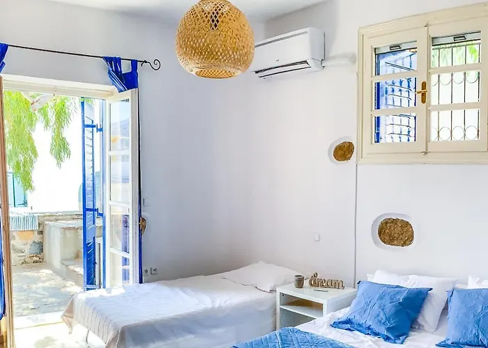 Blue & White: An Absolute Aegean Dream House Holiday home