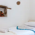 Blue & White: An Absolute Aegean Dream House Feriehus