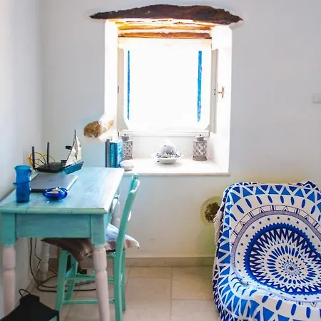 Feriehus Blue & White: An Absolute Aegean Dream House *