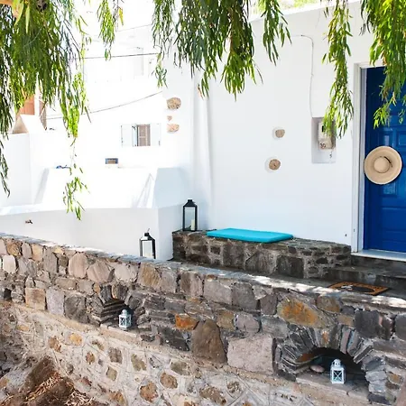 Blue & White: An Absolute Aegean Dream House Ferienhaus *