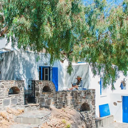 Feriehus Blue & White: An Absolute Aegean Dream House