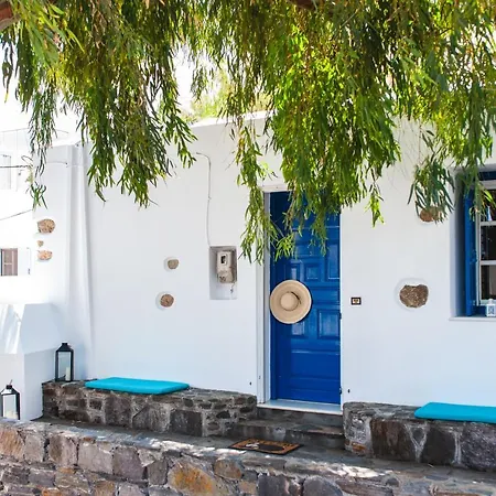 Blue & White: An Absolute Aegean Dream House Tatil Evi