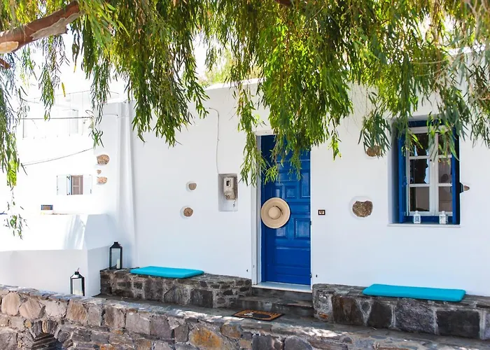 Blue & White: An Absolute Aegean Dream House Hébergement de vacances
