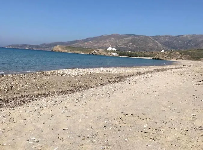 Blue & White: An Absolute Aegean Dream House * Galini (Naxos)